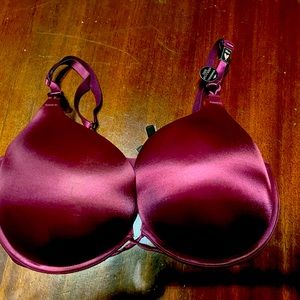 Victoria’s secret bra